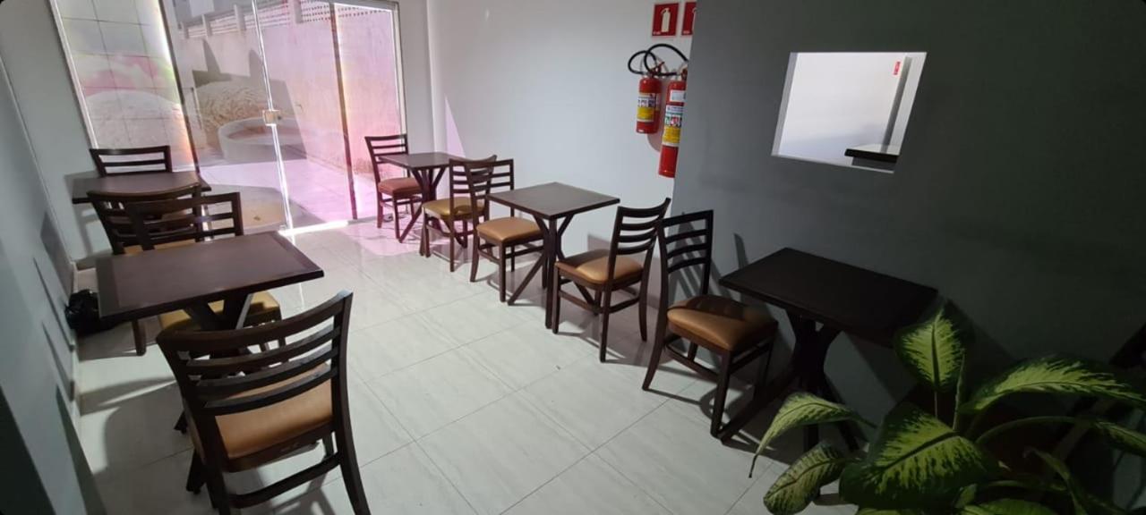 Petro Hotel Candeias Candeias  Εξωτερικό φωτογραφία