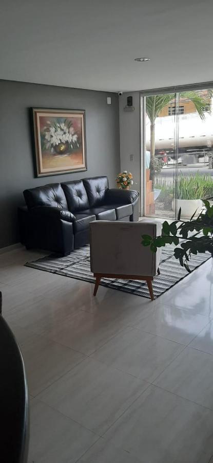 Petro Hotel Candeias Candeias  Εξωτερικό φωτογραφία